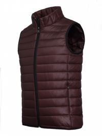 VM001 multicolor down vest is designed and made. The down vest factory is polished and silky for 29 days, and the price of 100% polyester down jacket is warm in winter and winter side view